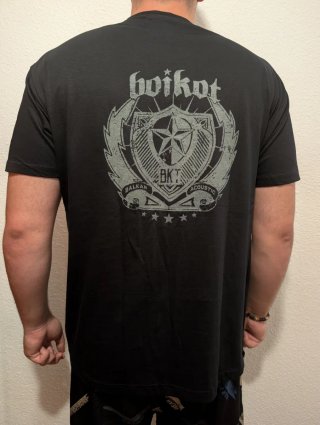 CAMISETA NEGRA - BOIKOT - TALLA XL y más...