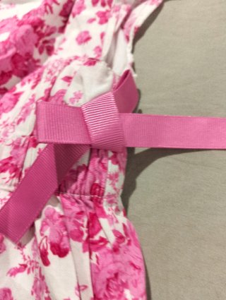 Vestido floral rosa 7 años