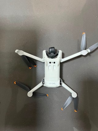 DJI Mini 3 Dron + Batería