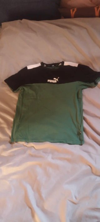 Camiseta Puma Negra y Verde