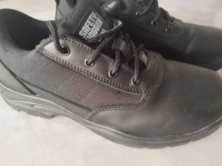 Zapatos de trabajo negros