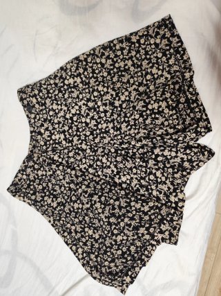 Falda pantalón floral M