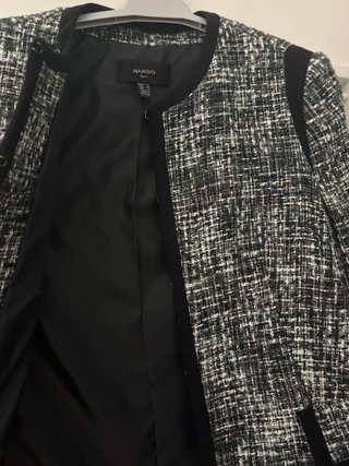 Chaqueta Mango Tweed Negro y Blanco