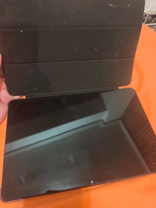 Tableta PEAQ Gris y Negra