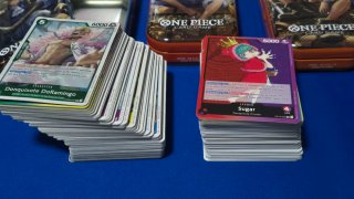 Lotto carte  One Piece + 3 tin