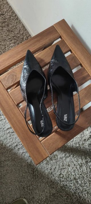 Zapatos de fiesta charol negro Zara