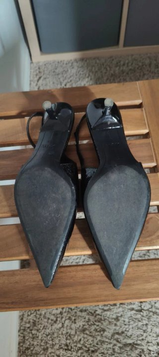 Zapatos de fiesta charol negro Zara