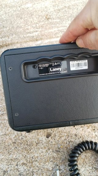 Amplificador Laney Negro/Plateado