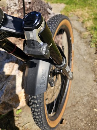 Ebike Cube light tope gama mejorada