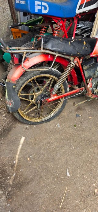 Derbi Coppa Moto Clásica Roja