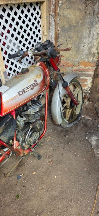 Derbi Coppa Moto Clásica Roja