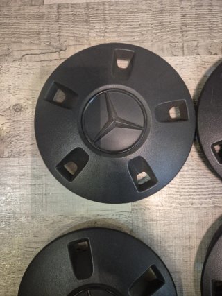 Tapacubos Mercedes Vito 2018-2026 (4 uds)