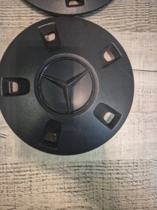 Tapacubos Mercedes Vito 2018-2026 (4 uds)