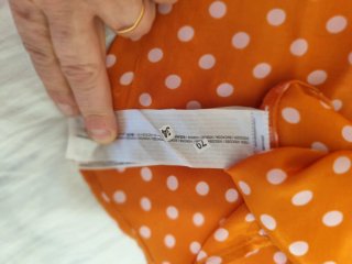 Blusa lunares naranja Mango Talla L