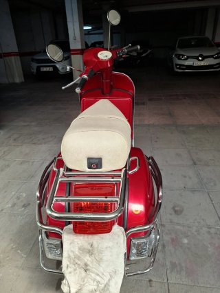 LML 200cc 4T-4V Roja - Pocos KM