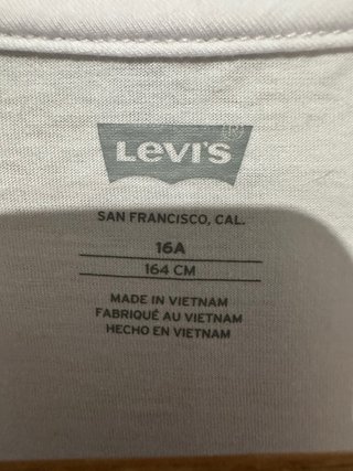 Camiseta Levi's Blanca Logo Plateado