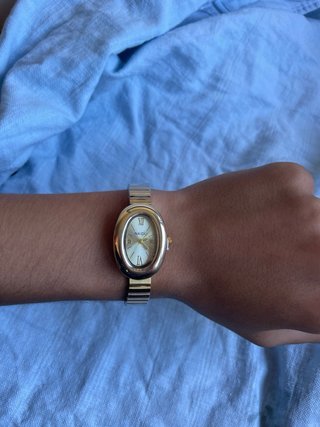 Reloj NAIDU dorado y blanco
