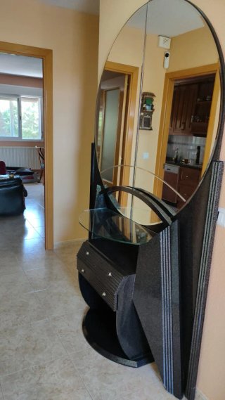 Mueble recibidor mármol negro y cristal
