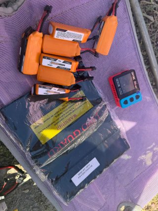 GEPRC Dron FPV 2.5 pulgadas Digital TOP+ LIPOS