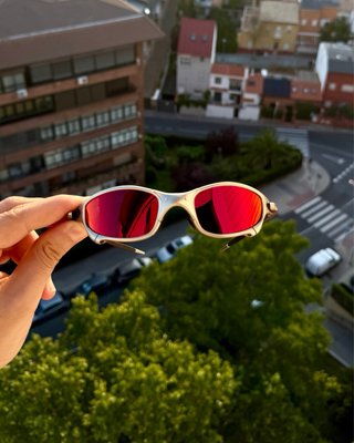 Gafas Oakley Juliet Burdeos