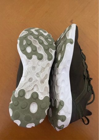 Zapatillas Nike React unisex  Verde/Blanco