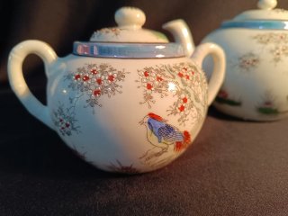 Conjunto japonés de tetera, azucarera y lechera