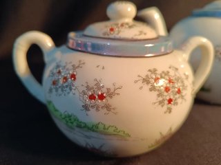 Conjunto japonés de tetera, azucarera y lechera