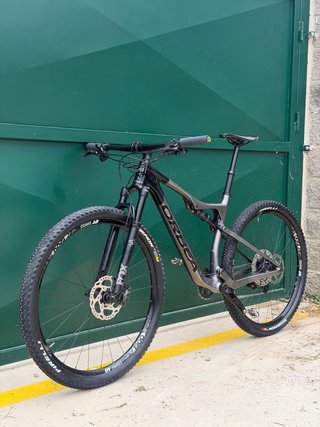 Orbea Oiz de Carbono con tija telescopica