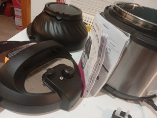 Instant Pot Duo Crisp + Air Fryer 5,7Lsin estrenar