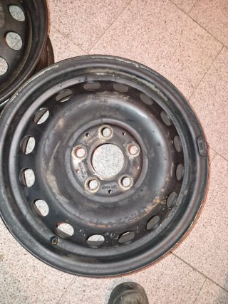 ‼️Llantas de chapa Mercedes‼️ (4 unidades 15")