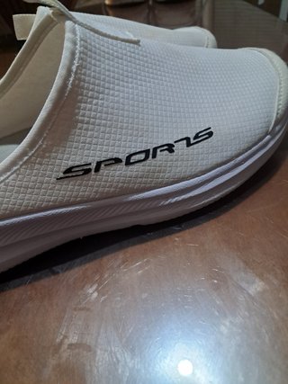 Zapatillas deportivas SPORTS blancas y beige