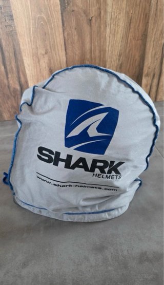 Casco Shark Skwal Flynn Talla M + Caja y Funda