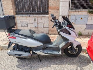 Kymco Superdink 300i Blanca