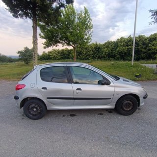 Peugeot 206 2002