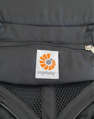 Portabebés Ergobaby Black NUEVO