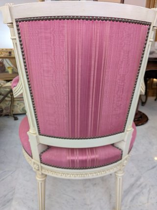 PAREJA DE SILLONES ESTILO LUIS XVL