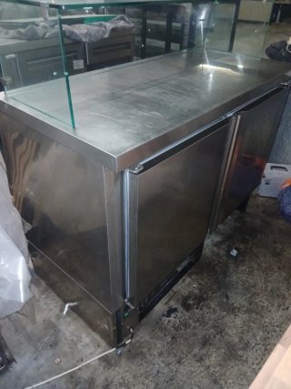 Nevera expositora mostrador refrigerada