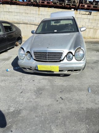 Faro mercedes-benz clase e bm 210 berlina 1863992