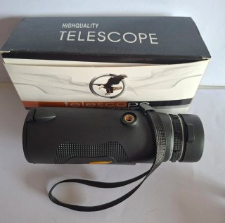MONOCULAR TELESCÓPICO CON TRÍPODE Y SOPORTE.  15x5