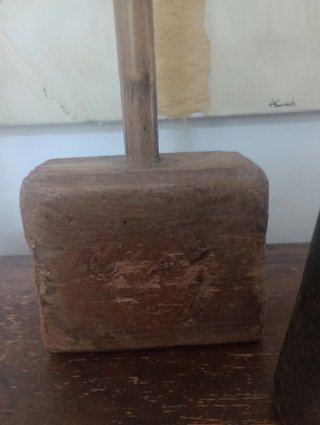 Antichi martelli da botte in legno