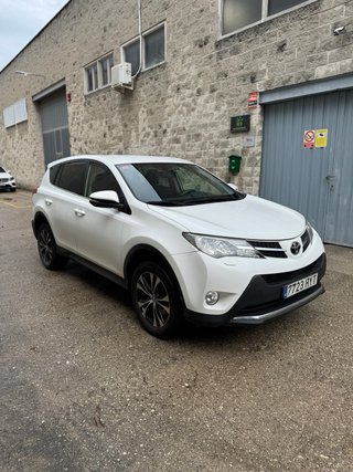Toyota RAV4 2014