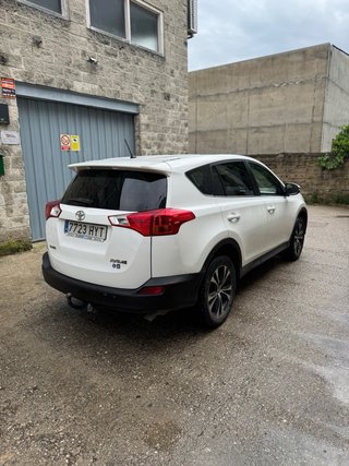 Toyota RAV4 2014