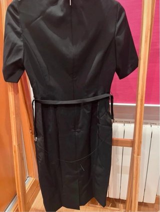 Vestido BOSS negro sin estrenar