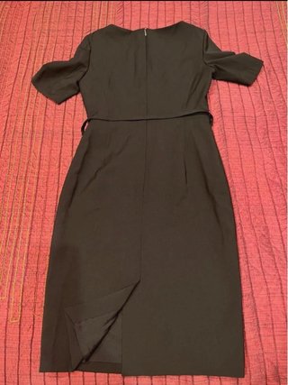 Vestido BOSS negro sin estrenar
