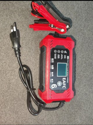 Cargador Batería Coche 12V 6A EAFC