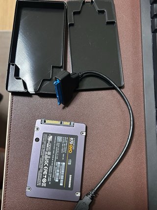 SSD Samsung 870 QVO 1TB SATA 2.5 + Conector + 3D