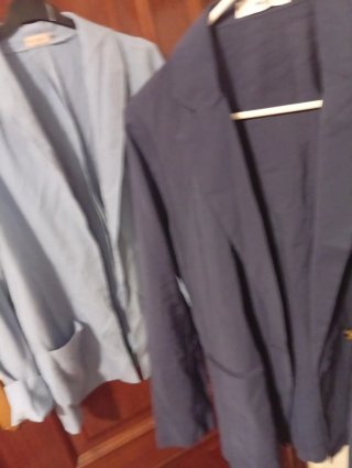 Chaqueta azul zara con etiqueta materia talla S.