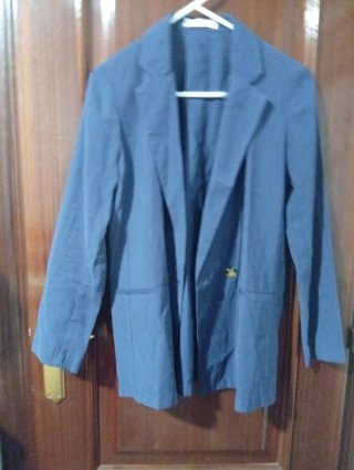 Chaqueta azul zara con etiqueta materia talla S.
