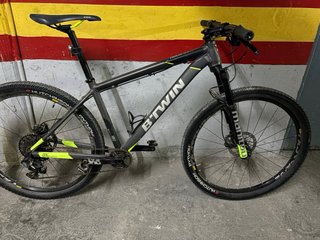 Bicicleta Btwin Rockrider 27.5