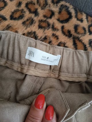 Pantaloni Zara beige bimbo